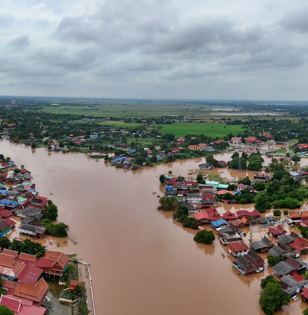 The flood retention plains